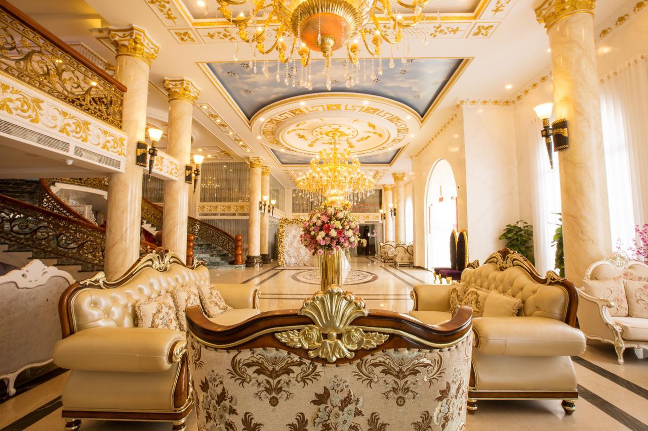 Anh Nguyet Hotel Ca Mau Экстерьер фото